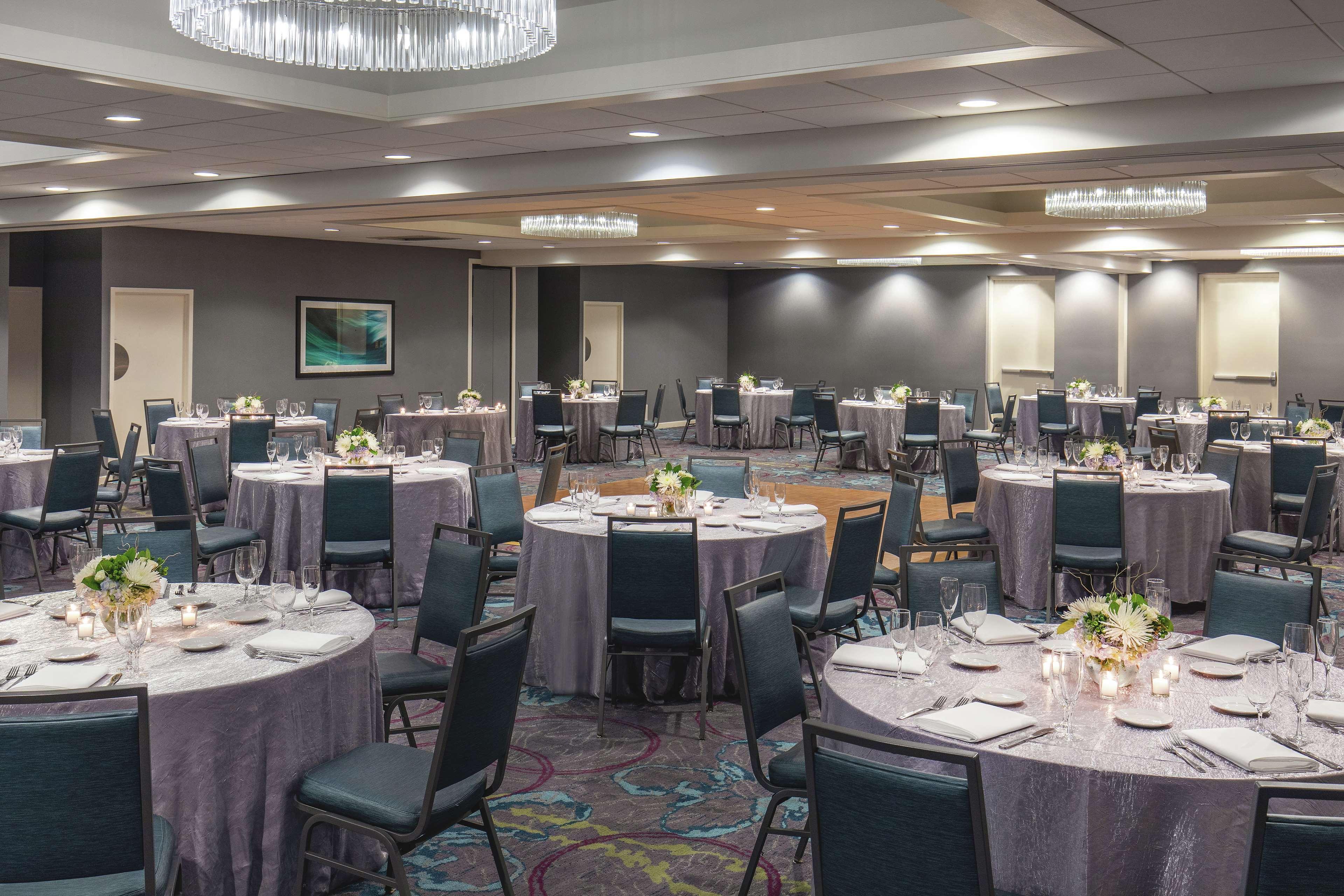 Doubletree By Hilton Columbia Hotel Bagian luar foto