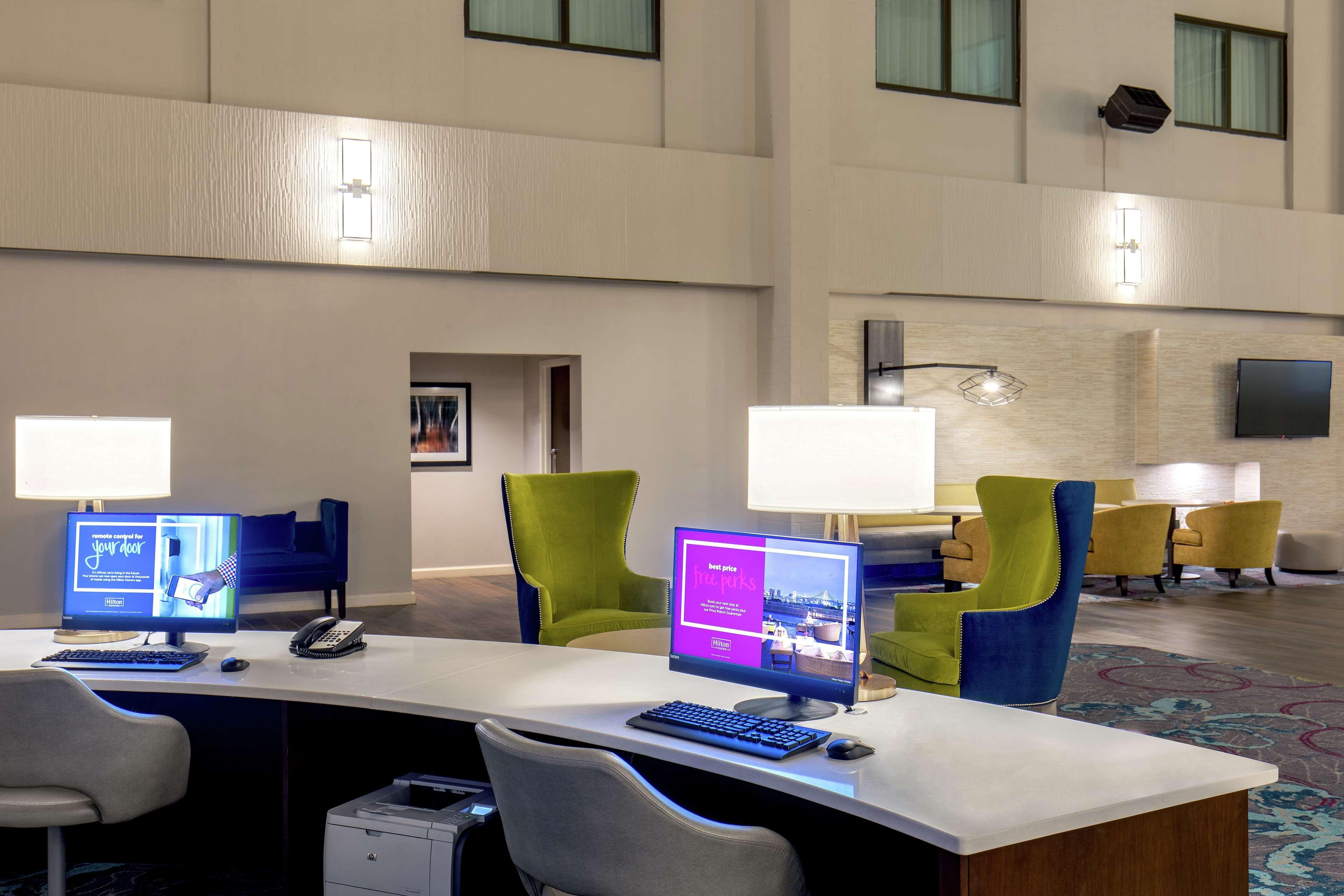 Doubletree By Hilton Columbia Hotel Bagian luar foto
