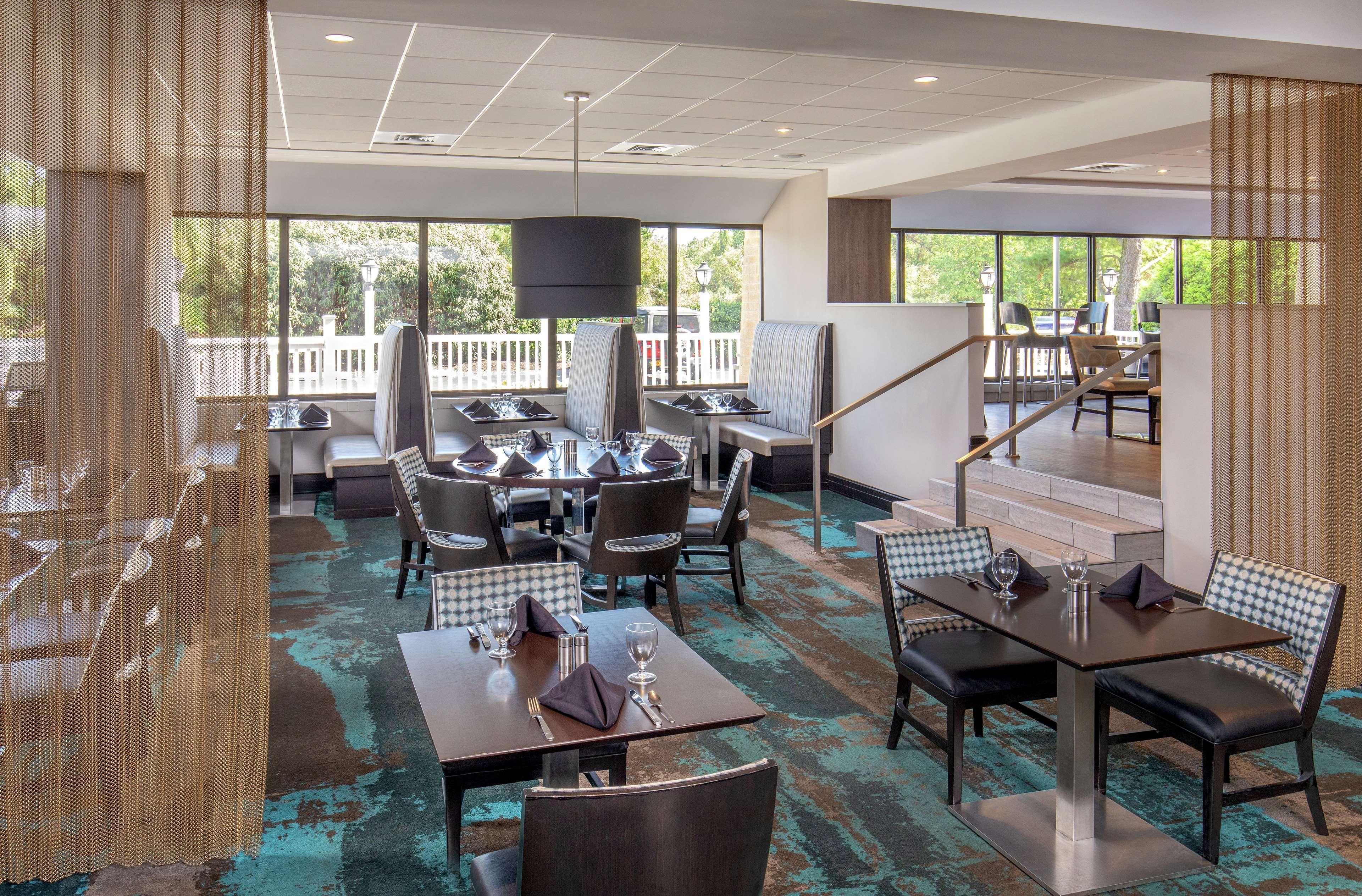 Doubletree By Hilton Columbia Hotel Bagian luar foto