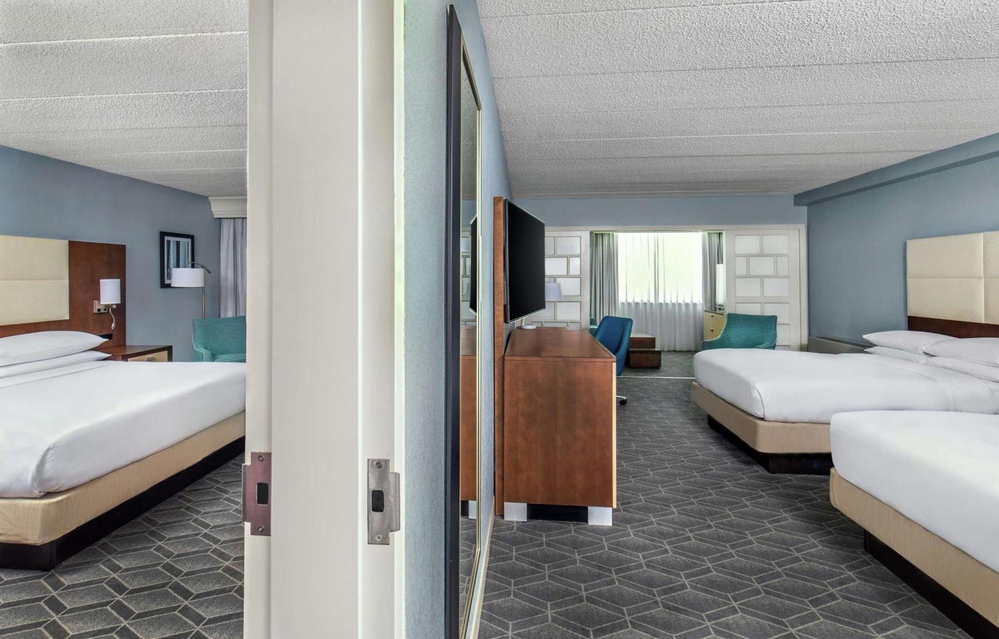 Doubletree By Hilton Columbia Hotel Bagian luar foto