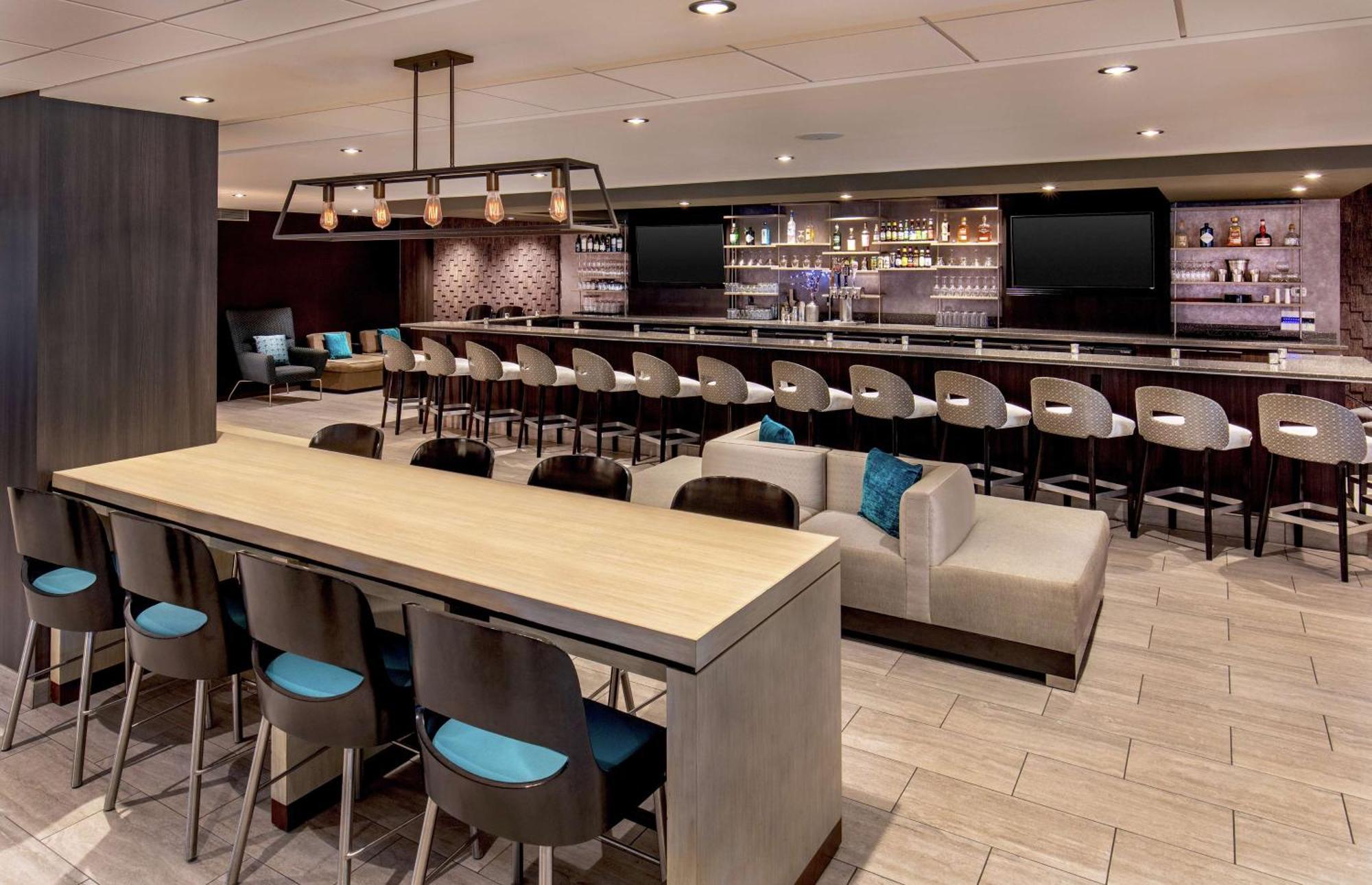 Doubletree By Hilton Columbia Hotel Bagian luar foto