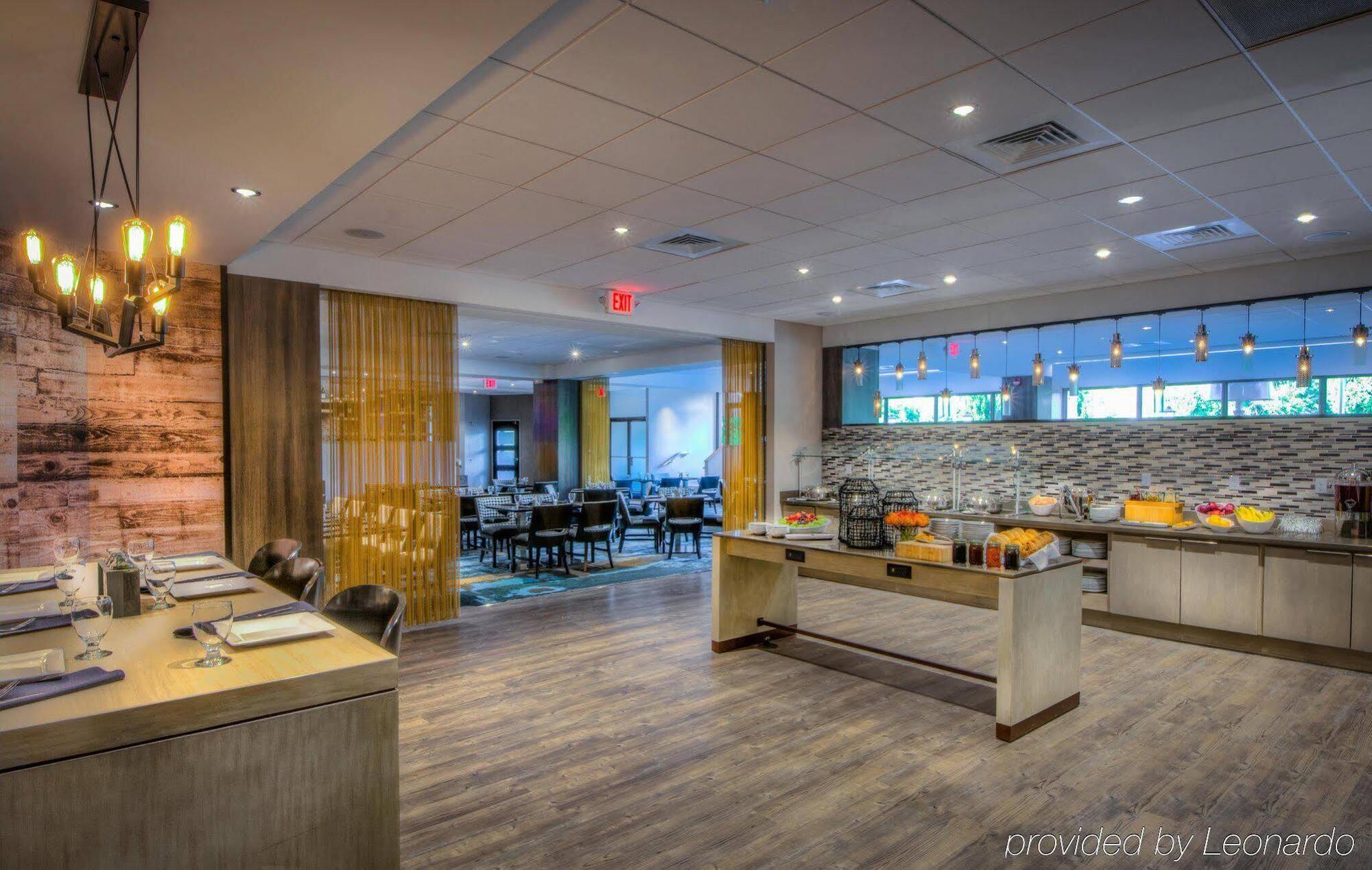 Doubletree By Hilton Columbia Hotel Bagian luar foto